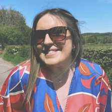 Picture of Lisa Ann Evans a former student.